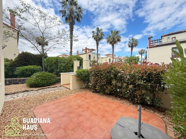 3 slaapkamer Rijtjeshuis te koop in Ayamonte met zwembad - € 259.000 (Ref: 10078583)