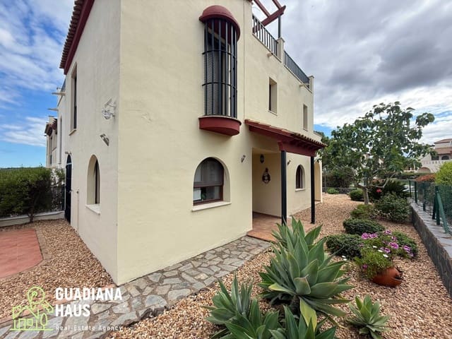3 slaapkamer Rijtjeshuis te koop in Ayamonte met zwembad - € 259.000 (Ref: 10078583)