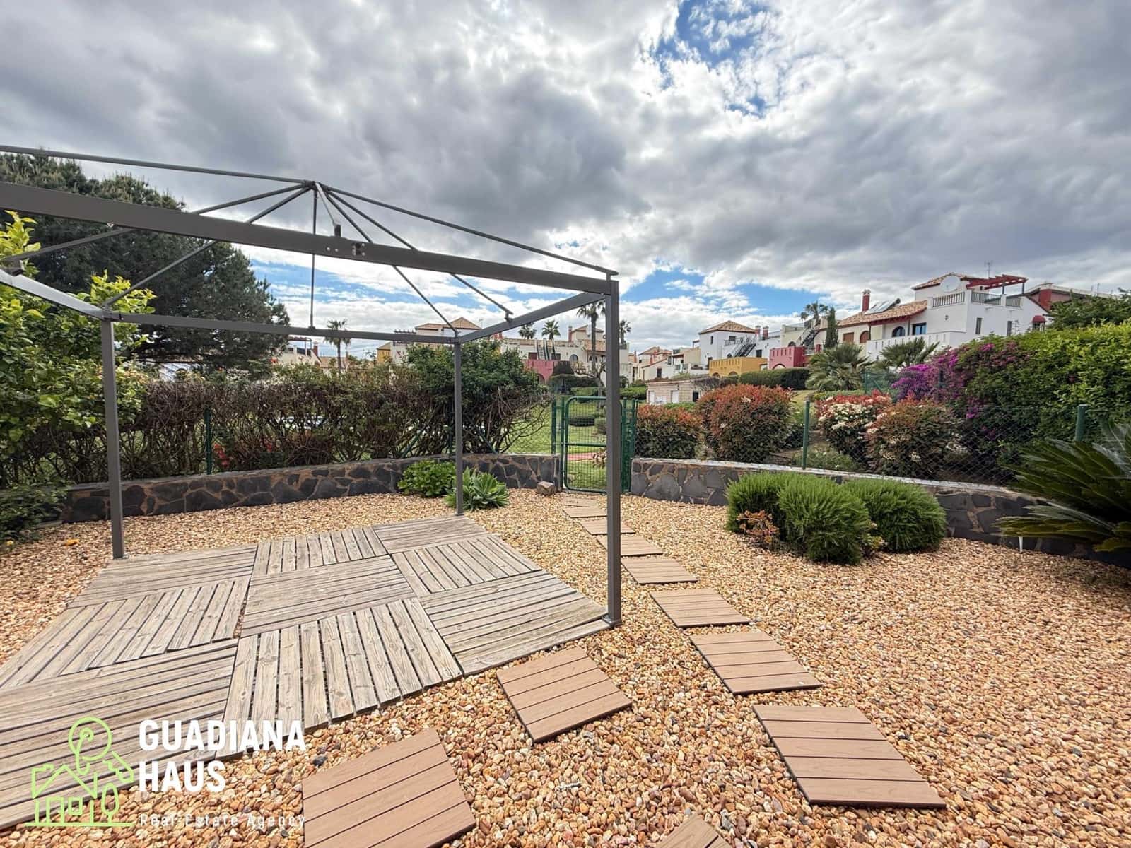 3 soveværelse Rækkehus til salg i Ayamonte med swimmingpool - € 259.000 (Ref: 10078583)