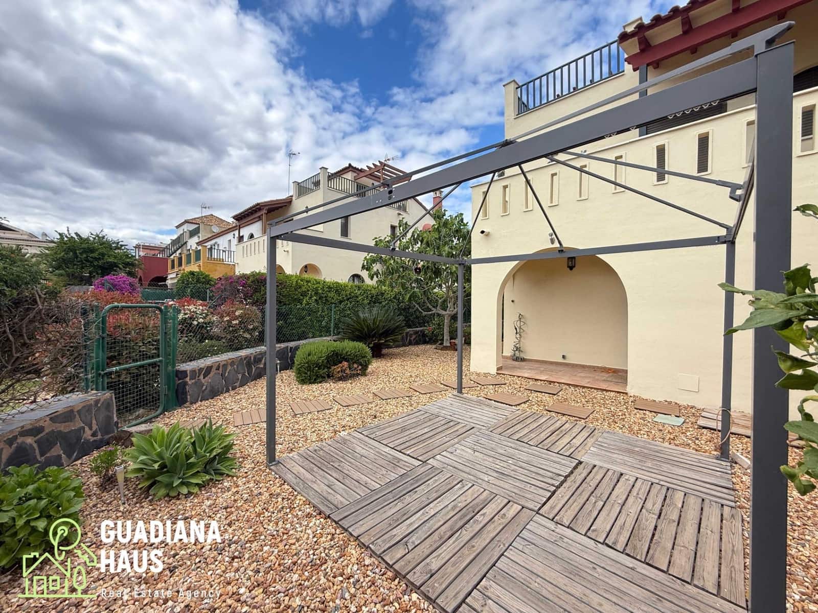 3 soveværelse Rækkehus til salg i Ayamonte med swimmingpool - € 259.000 (Ref: 10078583)