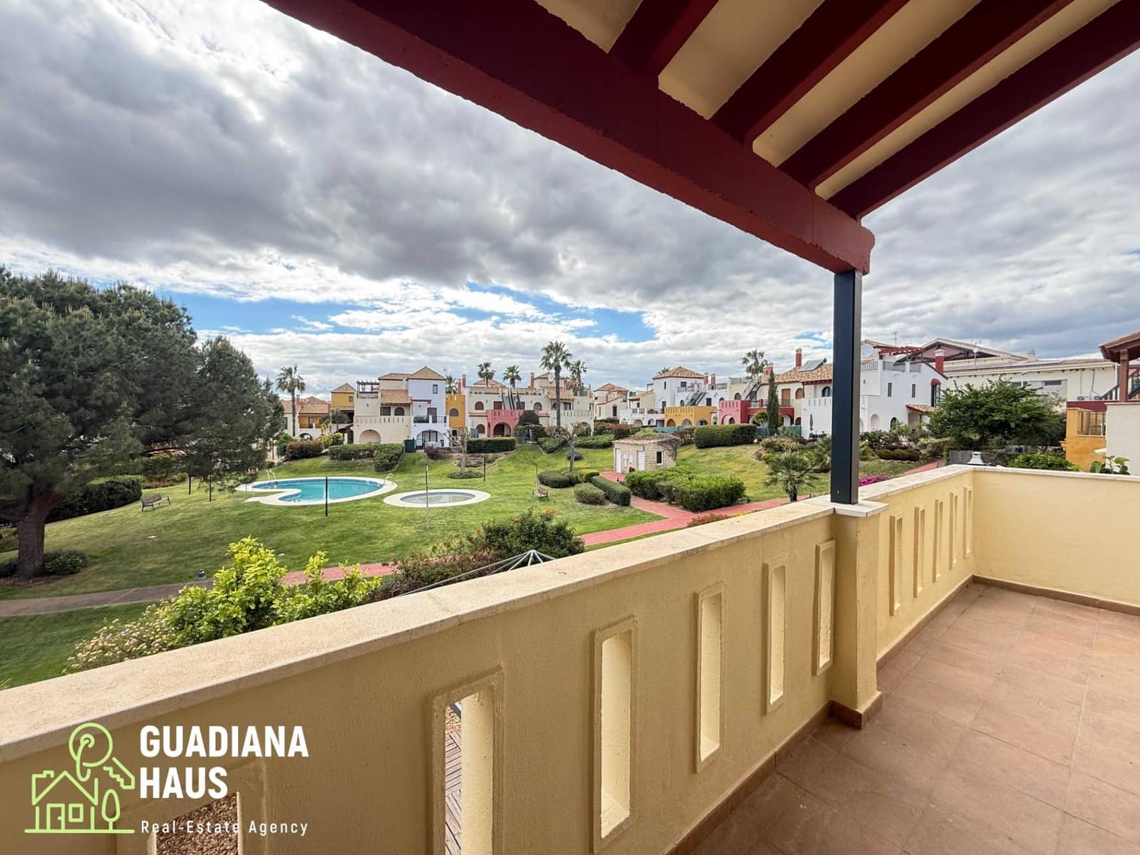 3 soveværelse Rækkehus til salg i Ayamonte med swimmingpool - € 259.000 (Ref: 10078583)