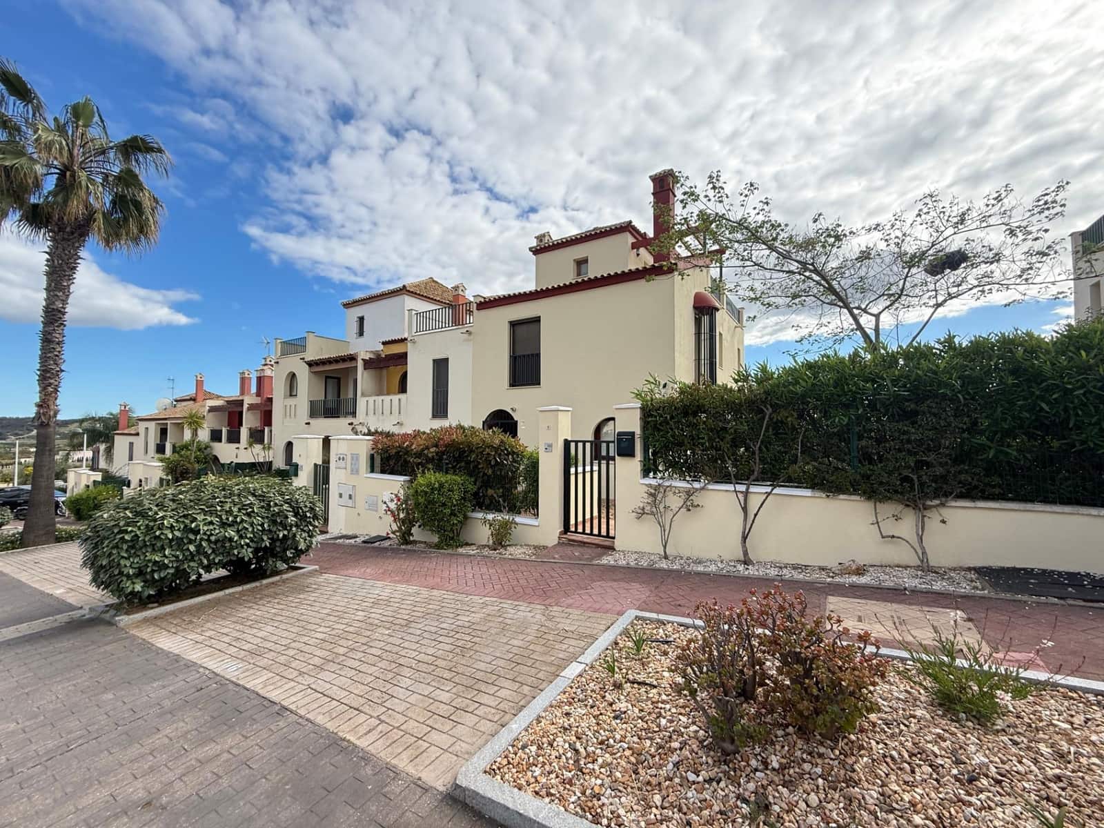 3 soveværelse Rækkehus til salg i Ayamonte med swimmingpool - € 259.000 (Ref: 10078583)