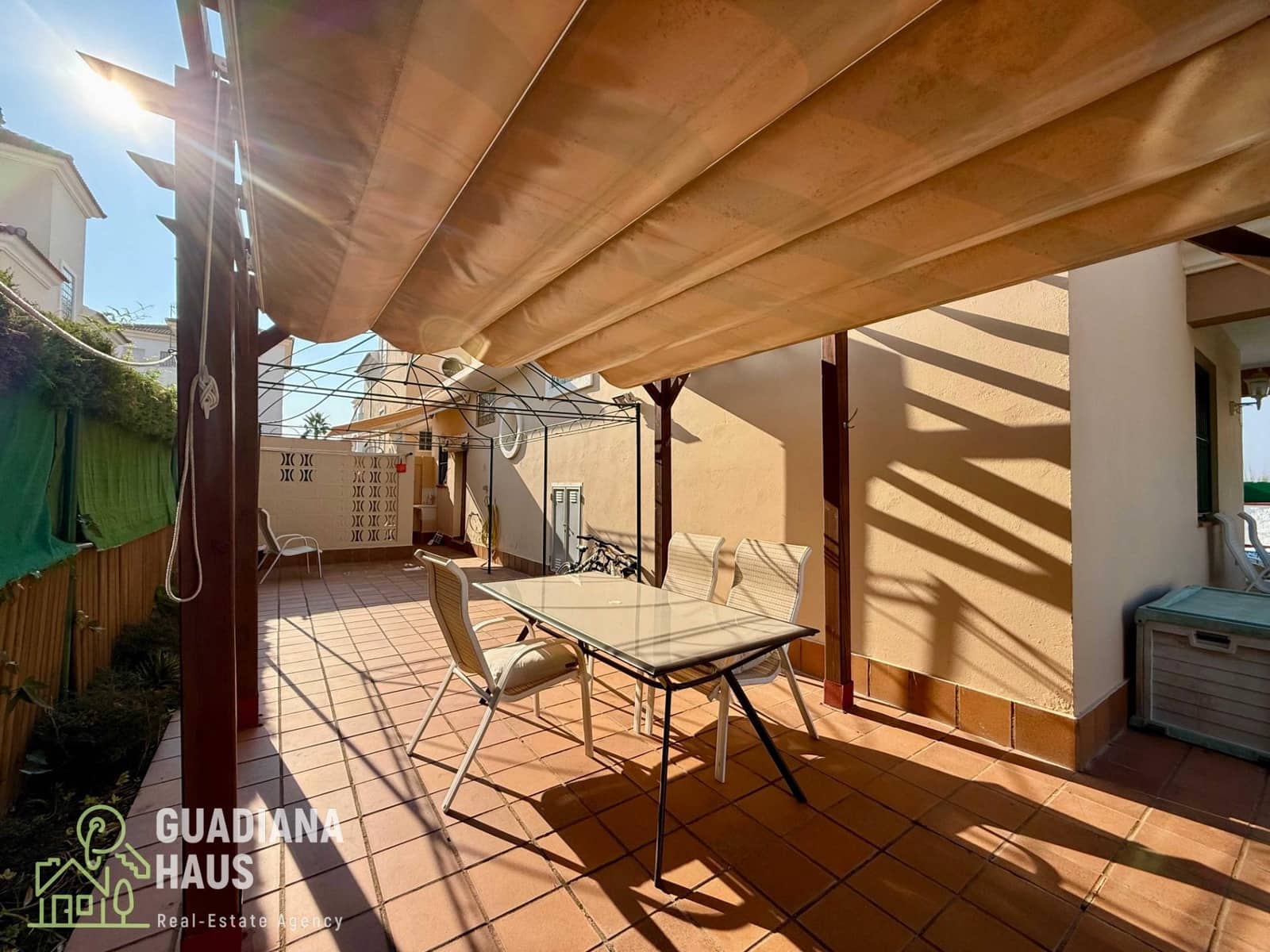 5 soveværelse Villa til salg i Isla Canela med swimmingpool - € 549.000 (Ref: 10078586)