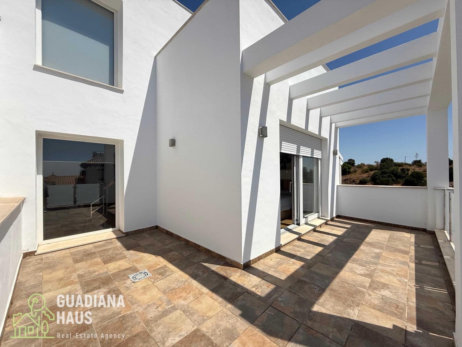 4 sovrum Villa till salu i Ayamonte med garage - 450 000 € (Ref: 10078589)