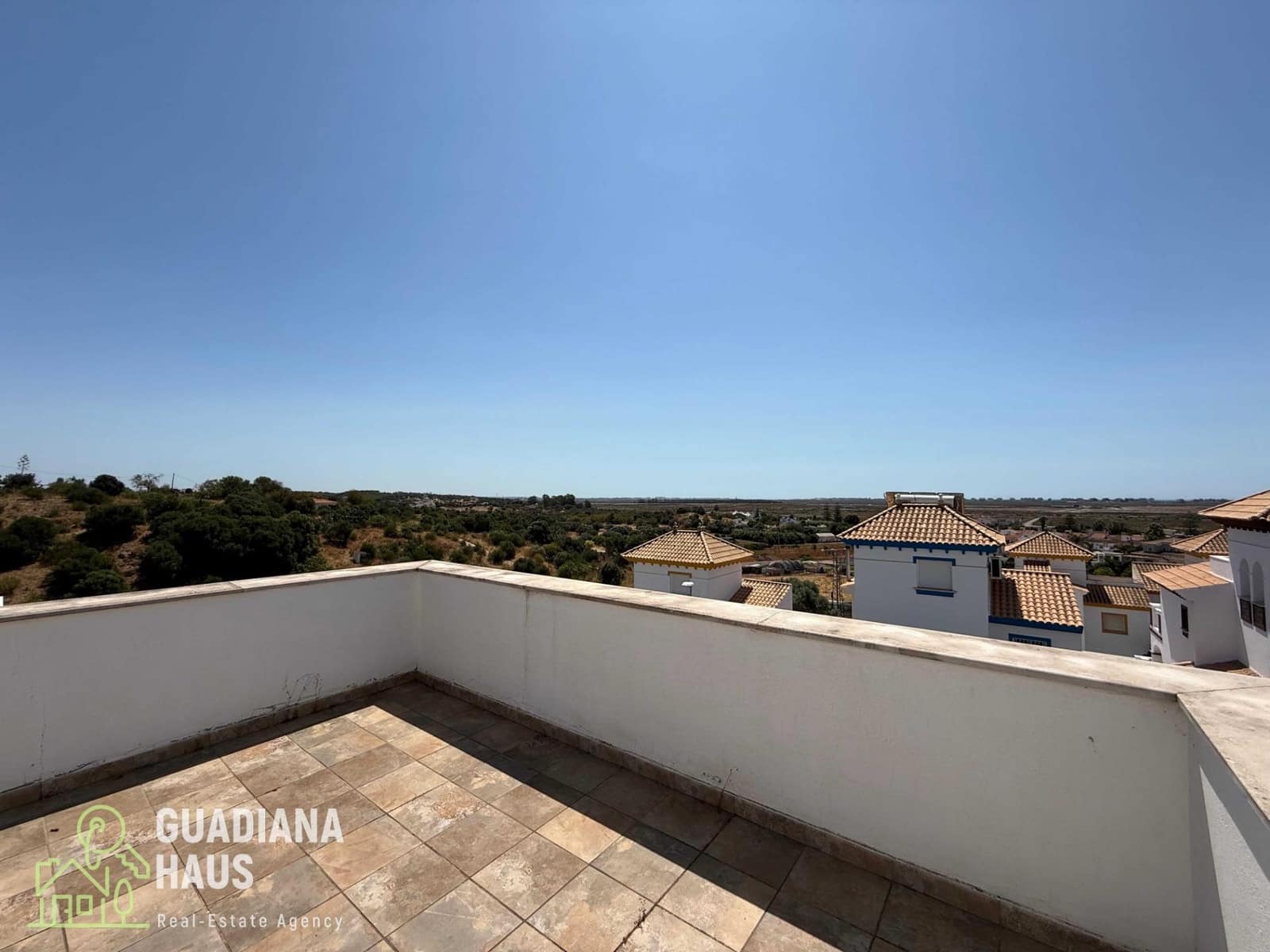4 sovrum Villa till salu i Ayamonte med garage - 450 000 € (Ref: 10078589)