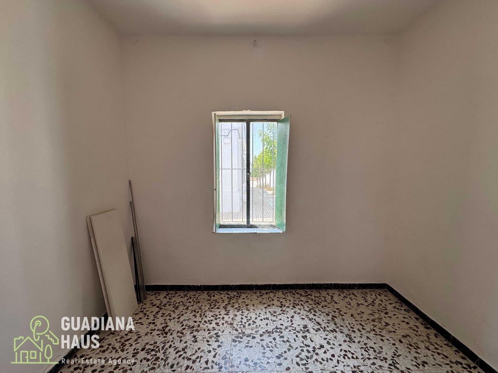 4 soveværelse Byhus til salg i San Silvestre de Guzman - € 99.000 (Ref: 10078590)
