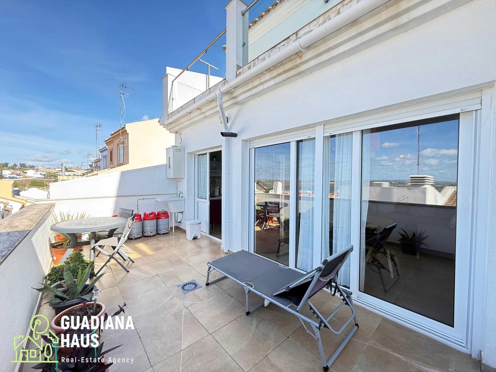 3 sovrum Radhus till salu i Ayamonte med garage - 315 000 € (Ref: 10078591)