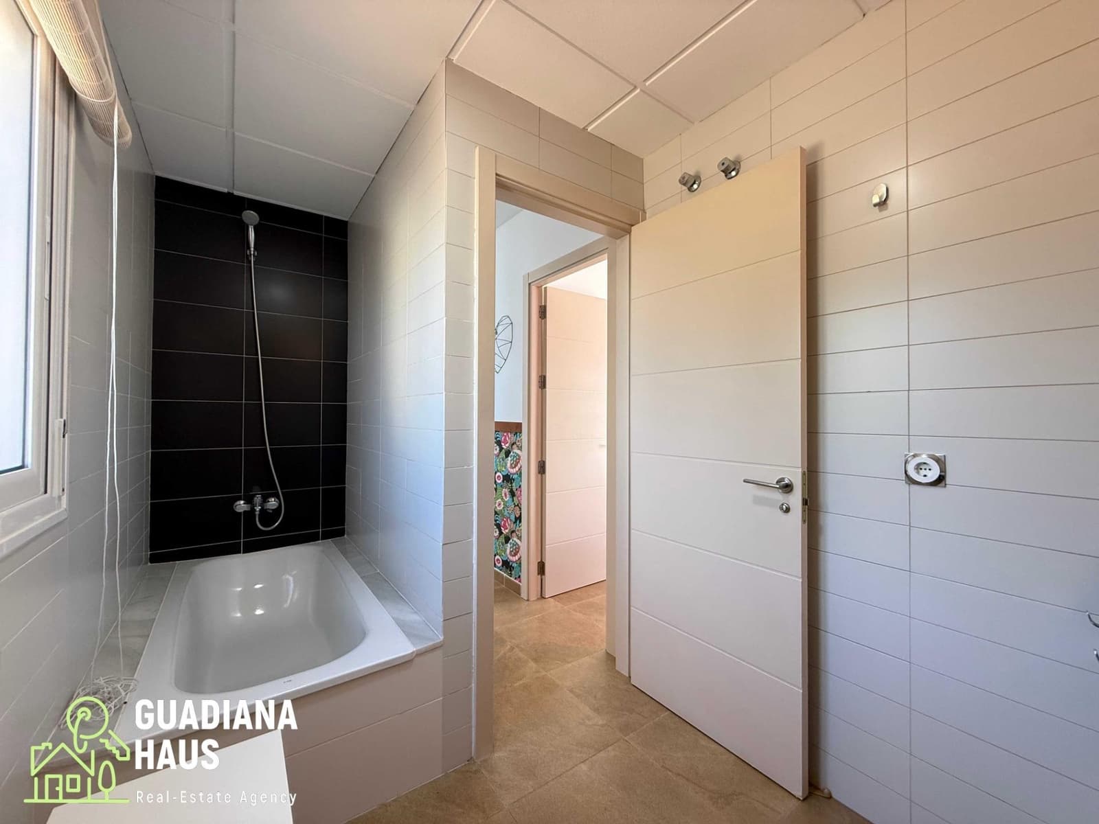 3 sovrum Radhus till salu i Ayamonte med garage - 315 000 € (Ref: 10078591)