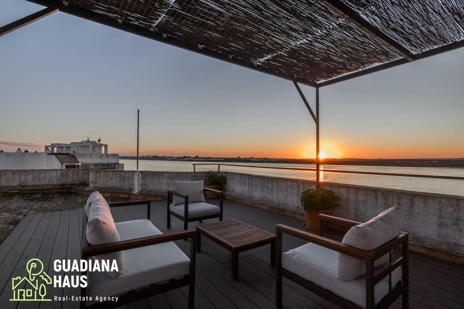 2 makuuhuone Huoneisto myytävänä paikassa Ayamonte - 356 000 € (Ref: 10078592)