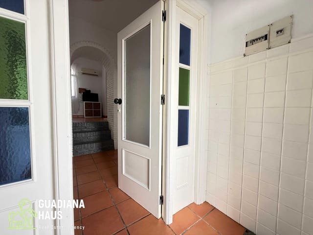 Adosado de 6 habitaciones en Ayamonte en venta con piscina - 399.000 € (Ref: 10078593)