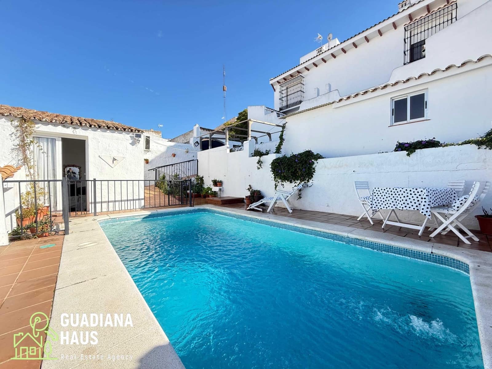 6 chambre Villa/Maison Mitoyenne à vendre à Ayamonte avec piscine - 399 000 € (Ref: 10078593)