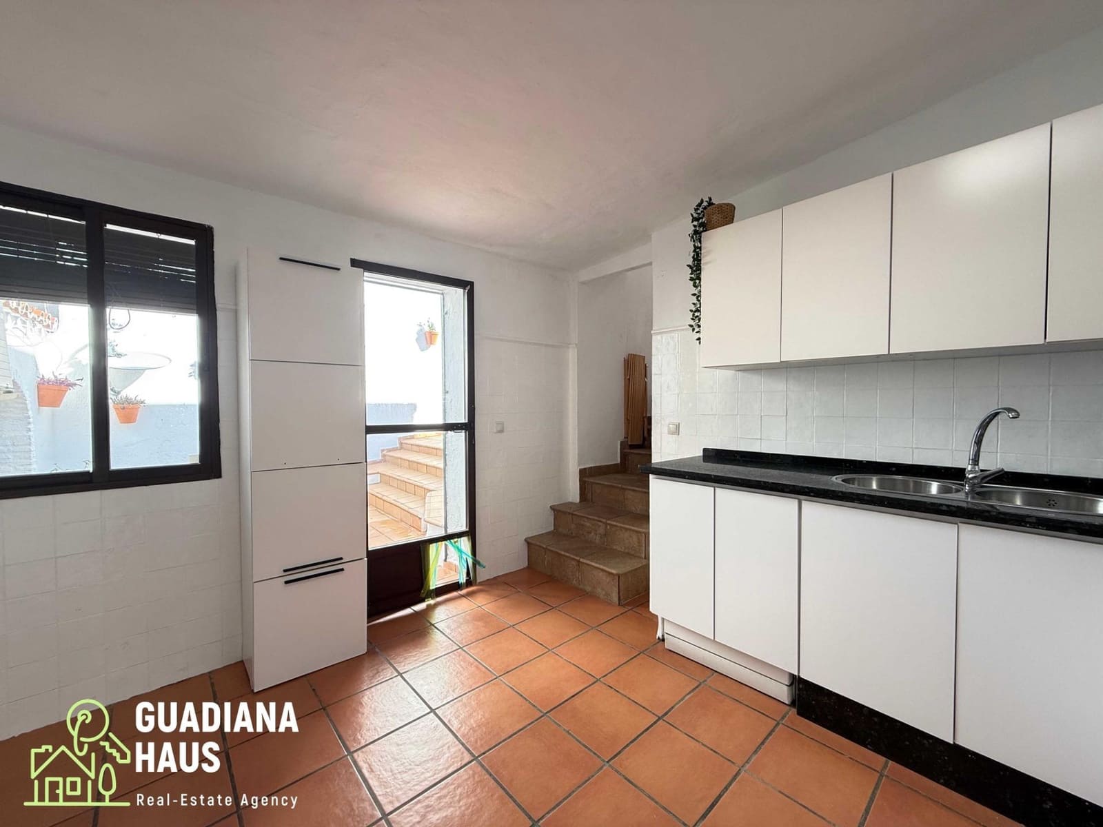 6 chambre Villa/Maison Mitoyenne à vendre à Ayamonte avec piscine - 399 000 € (Ref: 10078593)