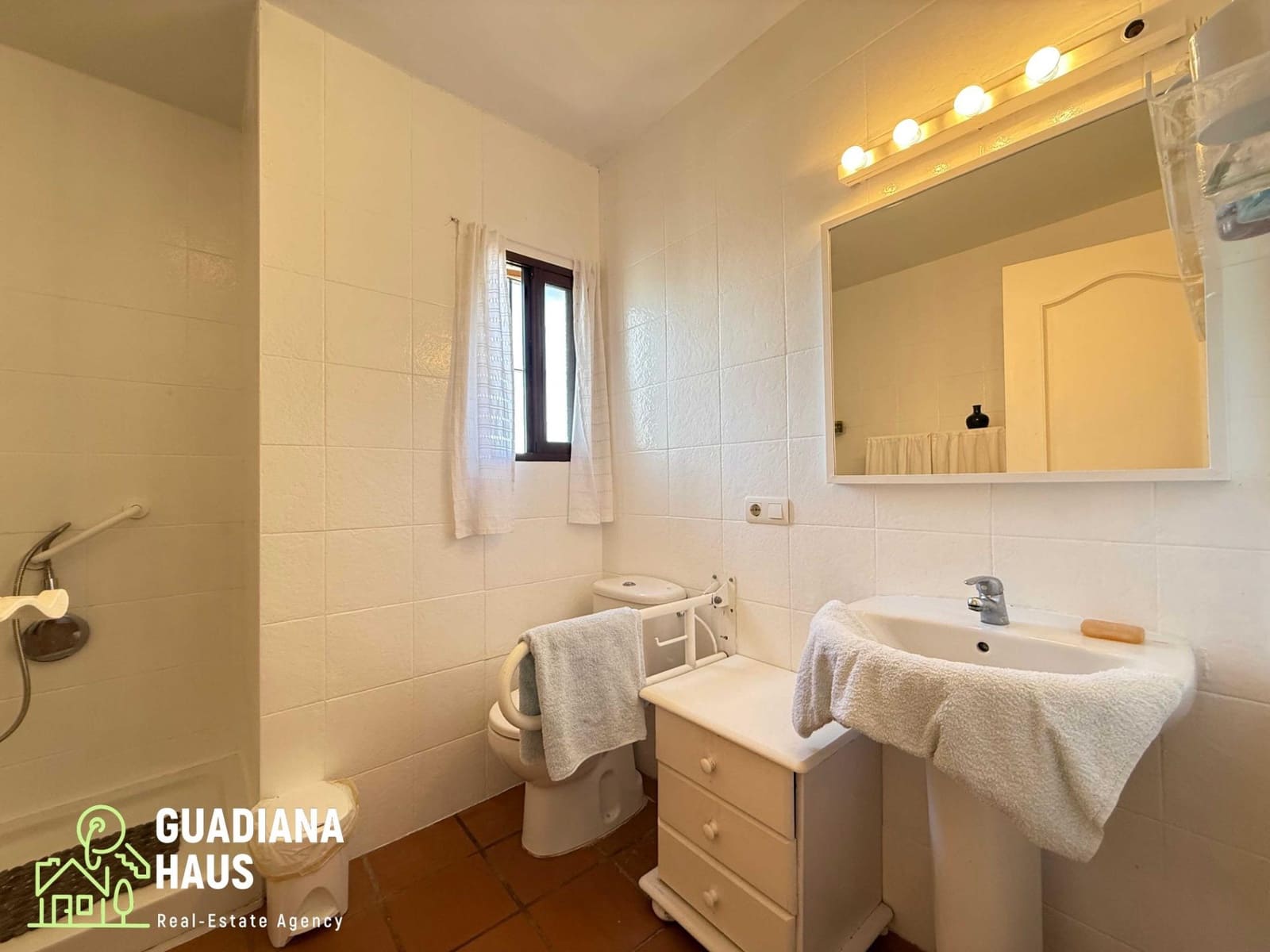 6 chambre Villa/Maison Mitoyenne à vendre à Ayamonte avec piscine - 399 000 € (Ref: 10078593)