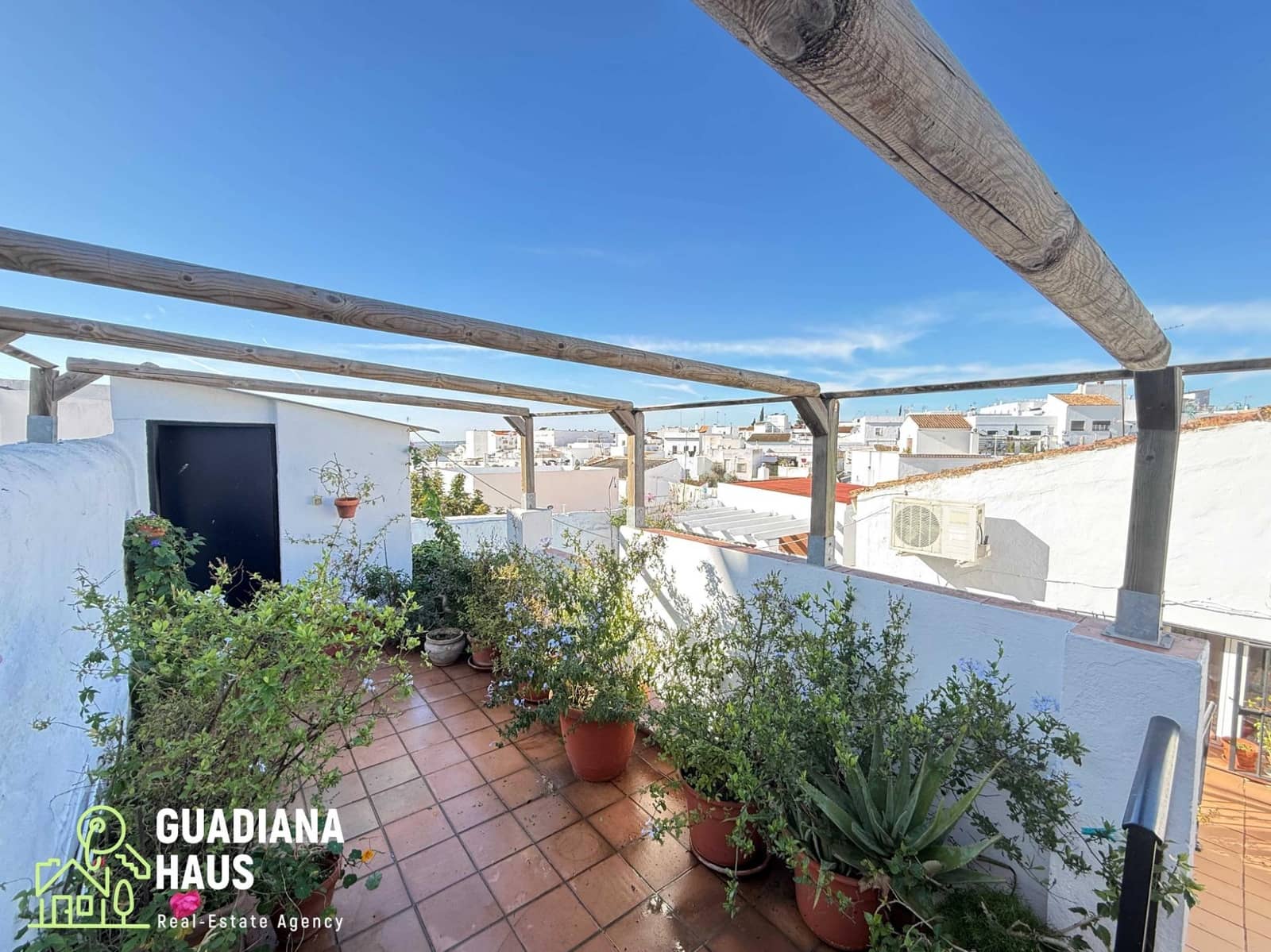 6 chambre Villa/Maison Mitoyenne à vendre à Ayamonte avec piscine - 399 000 € (Ref: 10078593)