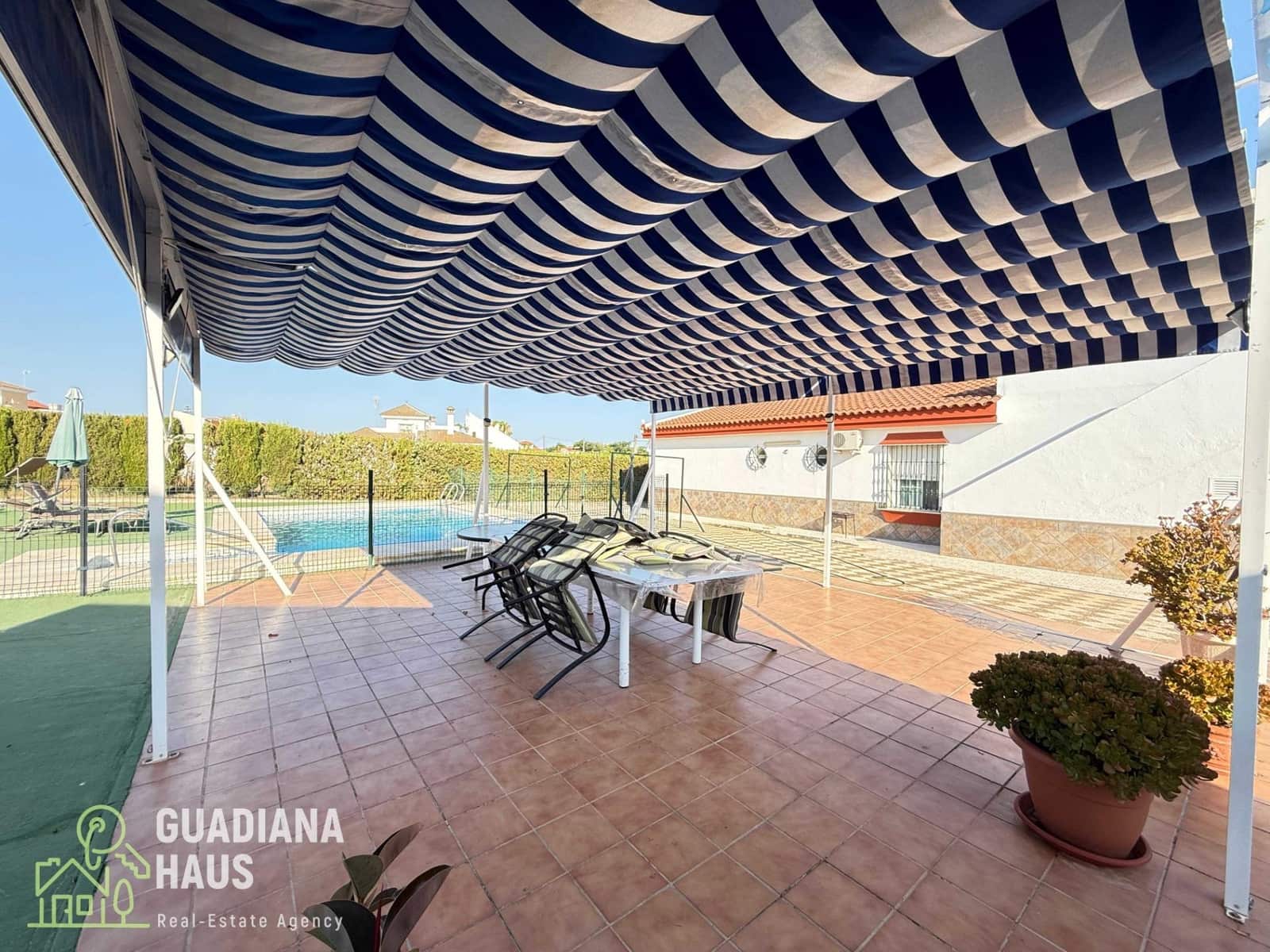 3 bedroom Villa for sale in Ayamonte with pool garage - € 399,000 (Ref: 10078598)
