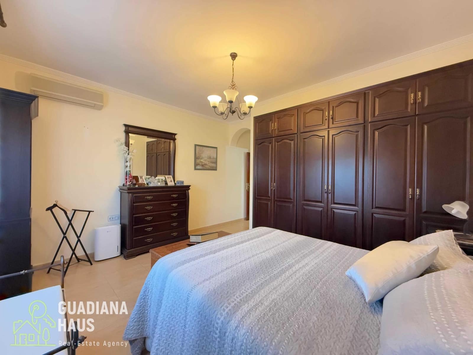3 bedroom Villa for sale in Ayamonte with pool garage - € 399,000 (Ref: 10078598)