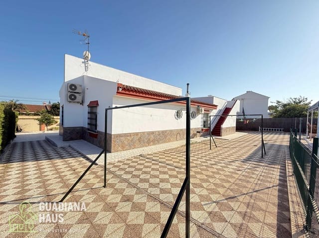 3 bedroom Villa for sale in Ayamonte with pool garage - € 399,000 (Ref: 10078598)