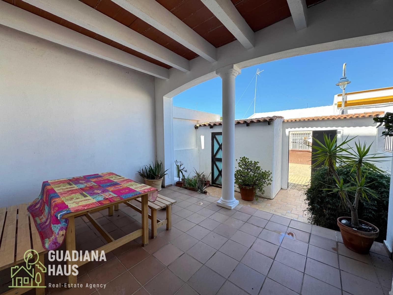 3 slaapkamer Rijtjeshuis te koop in Ayamonte - € 220.000 (Ref: 10078601)