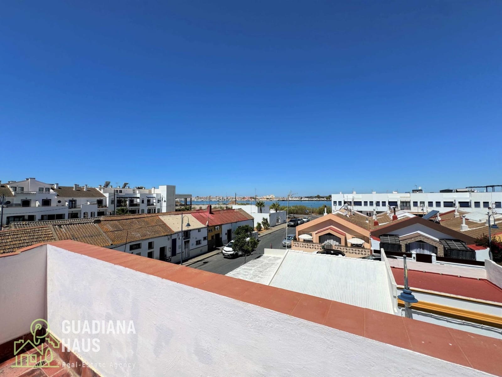 3 slaapkamer Rijtjeshuis te koop in Ayamonte - € 220.000 (Ref: 10078601)