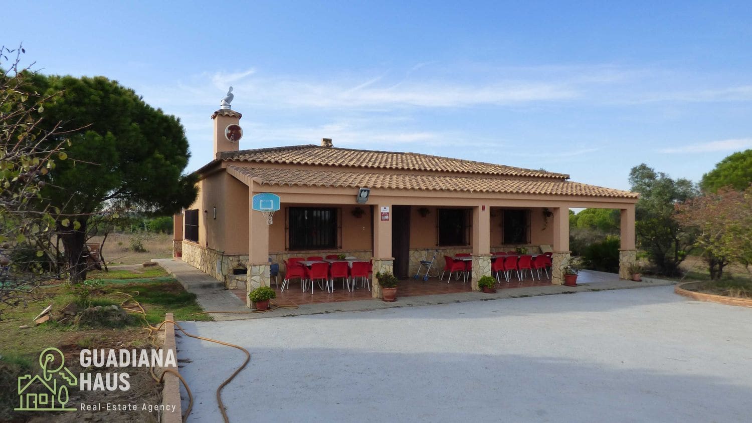 4 slaapkamer Finca/Landhuis te koop in Lepe met zwembad - € 296.000 (Ref: 10078605)