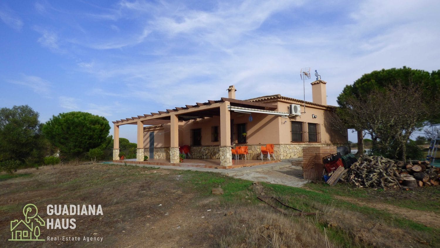 4 slaapkamer Finca/Landhuis te koop in Lepe met zwembad - € 296.000 (Ref: 10078605)