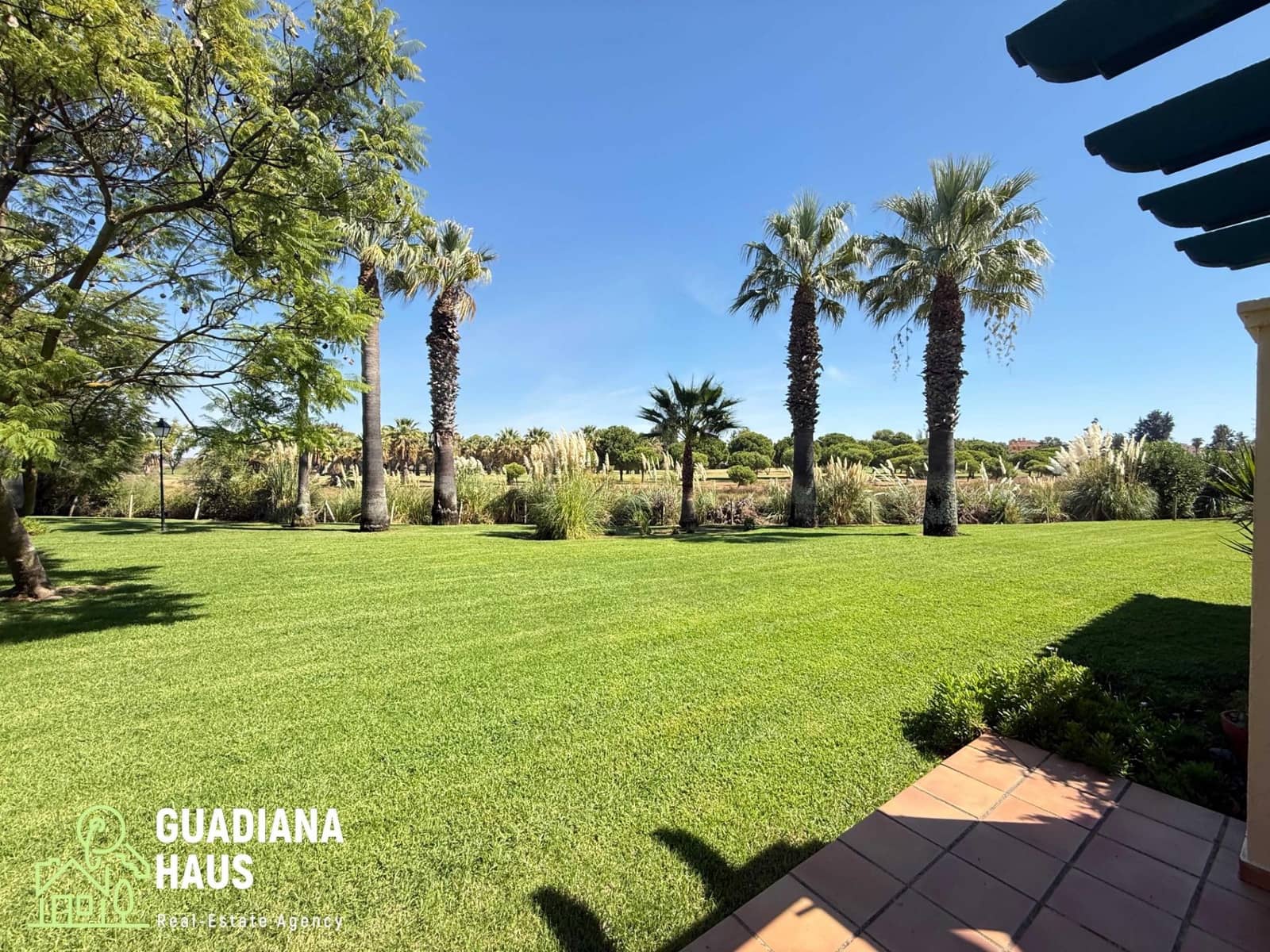 2 chambre Appartement à vendre à Isla Canela avec piscine garage - 199 000 € (Ref: 10139769)
