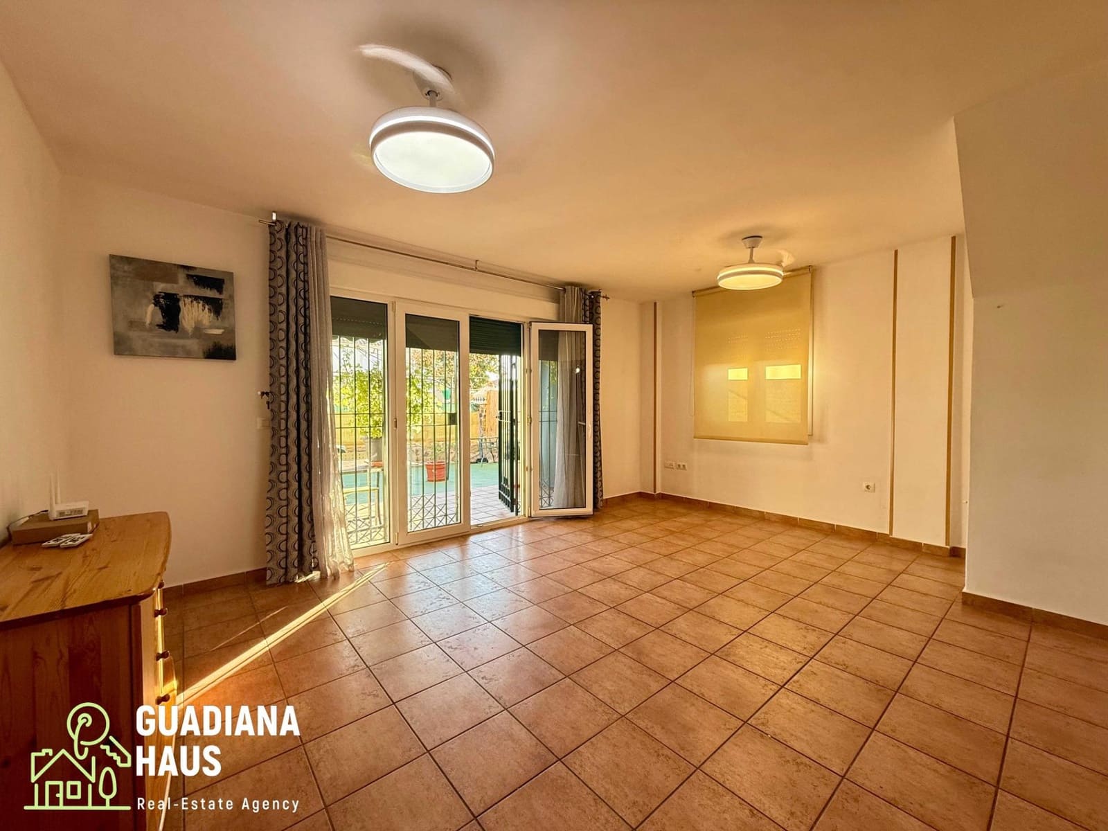 Adosado de 3 habitaciones en Ayamonte en venta con piscina garaje - 198.000 € (Ref: 10139770)