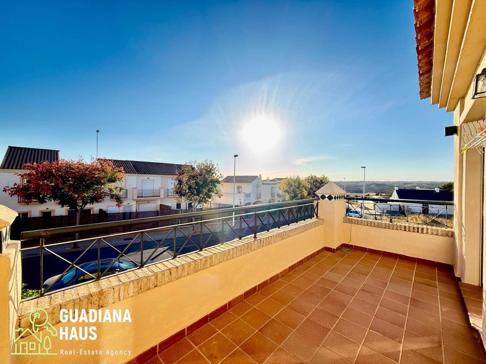 Adosado de 3 habitaciones en Ayamonte en venta con piscina garaje - 198.000 € (Ref: 10139770)