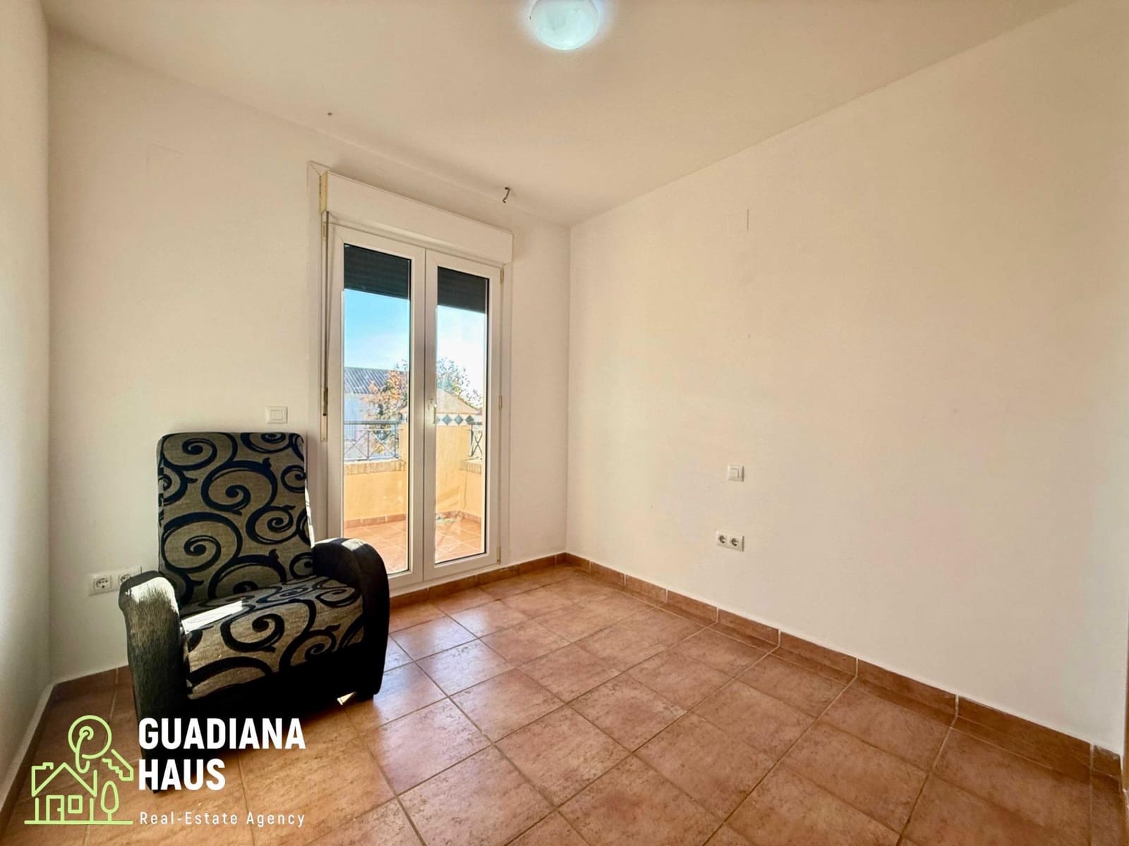 Adosado de 3 habitaciones en Ayamonte en venta con piscina garaje - 198.000 € (Ref: 10139770)