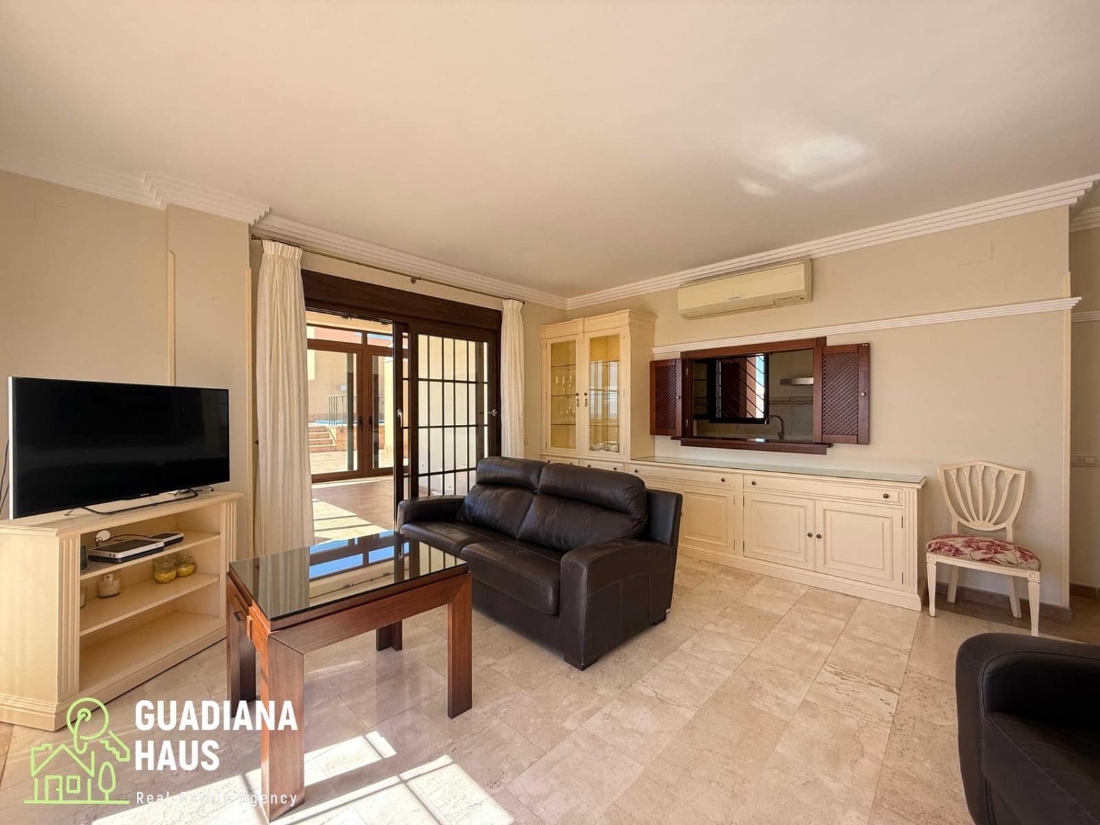 Ático de 3 habitaciones en Isla Canela en venta con piscina garaje - 690.000 € (Ref: 10147181)