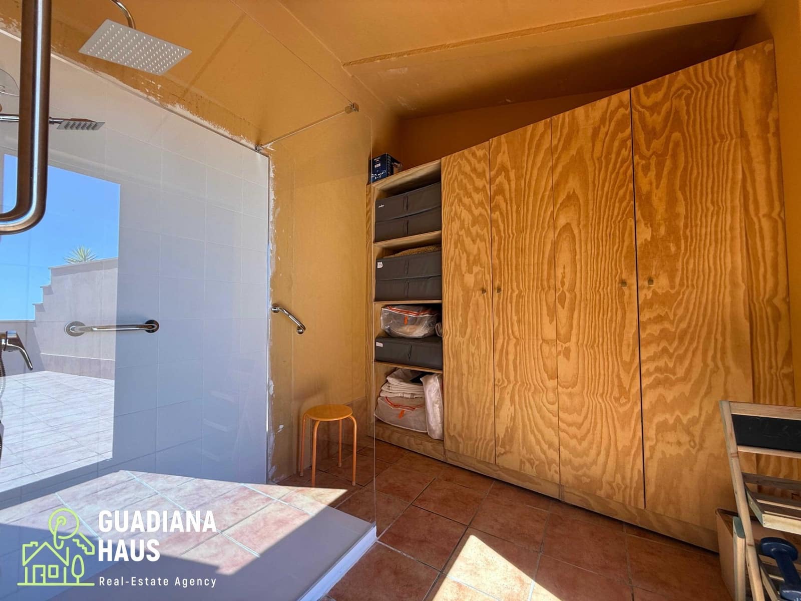 Ático de 3 habitaciones en Isla Canela en venta con piscina garaje - 690.000 € (Ref: 10147181)