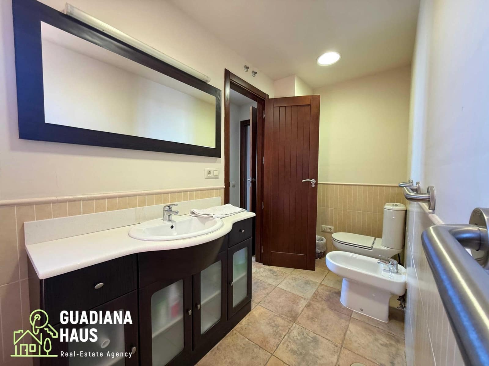 Ático de 3 habitaciones en Isla Canela en venta con piscina garaje - 690.000 € (Ref: 10147181)