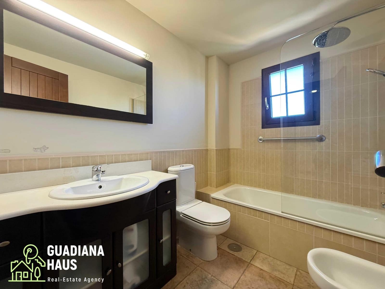 Ático de 3 habitaciones en Isla Canela en venta con piscina garaje - 690.000 € (Ref: 10147181)
