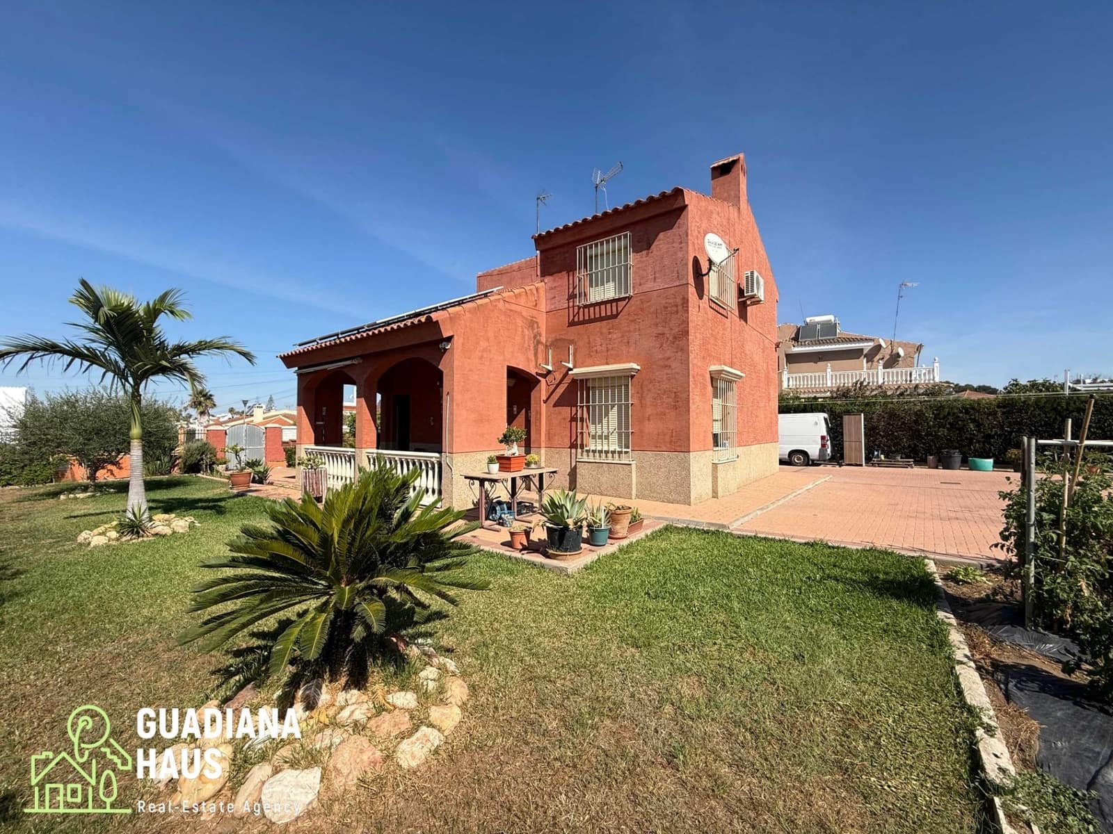 4 soverom Villa til salgs i Ayamonte med svømmebasseng garasje - € 345 000 (Ref: 10147182)