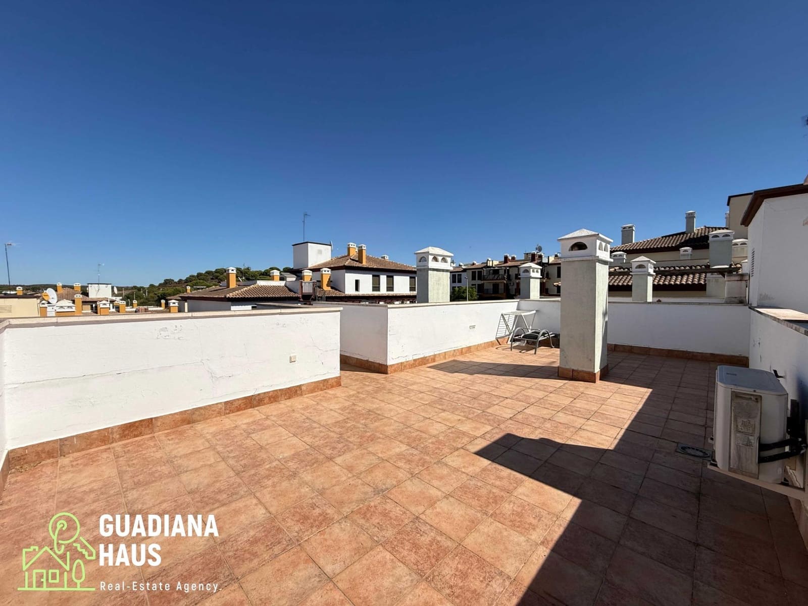 2 soverom Leilighet til salgs i Ayamonte med svømmebasseng garasje - € 168 000 (Ref: 10159761)