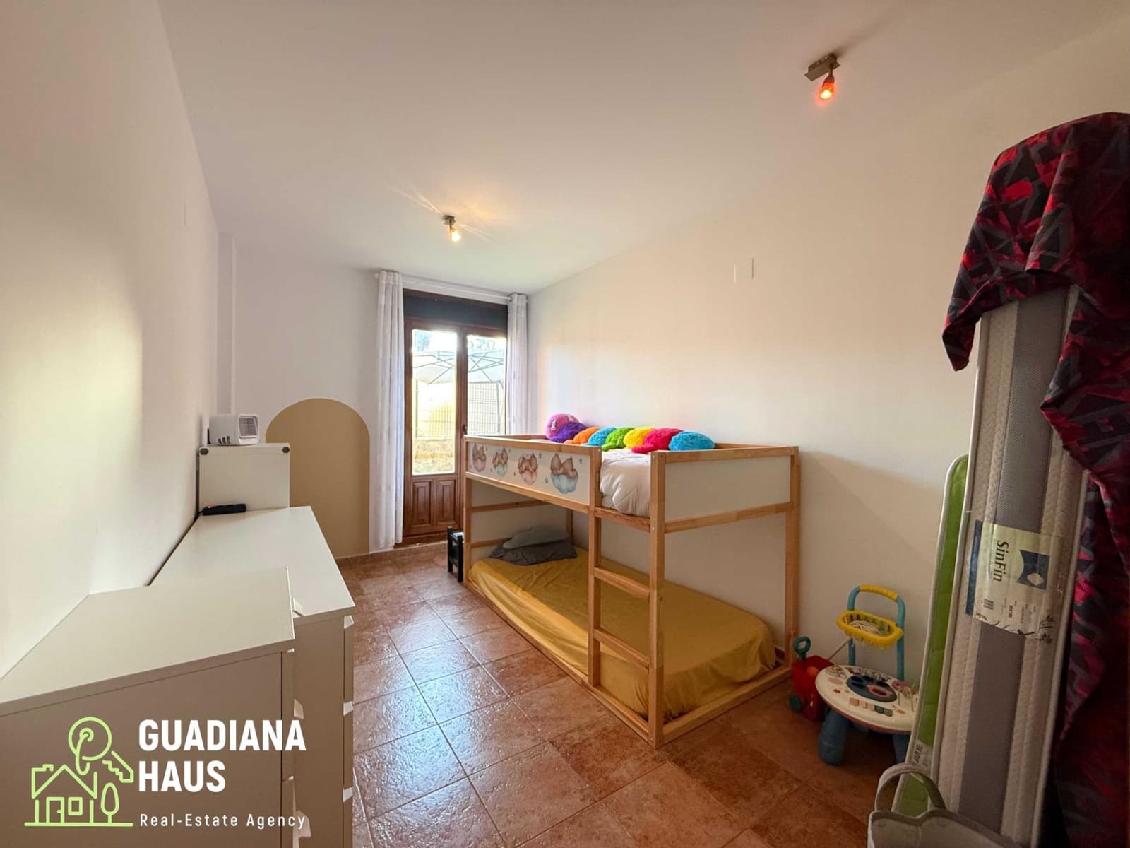 2 soverom Leilighet til salgs i Ayamonte med svømmebasseng garasje - € 170 000 (Ref: 10159763)