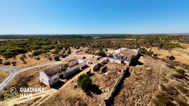5 bedroom Finca/Country House for sale in Ayamonte - € 900,000 (Ref: 10166726)
