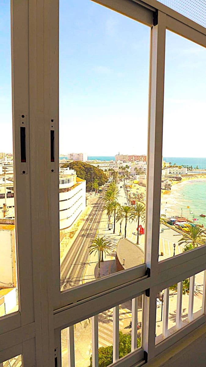 6 soverom Leilighet til salgs i Cadiz by med garasje - € 695 000 (Ref: 9950587)