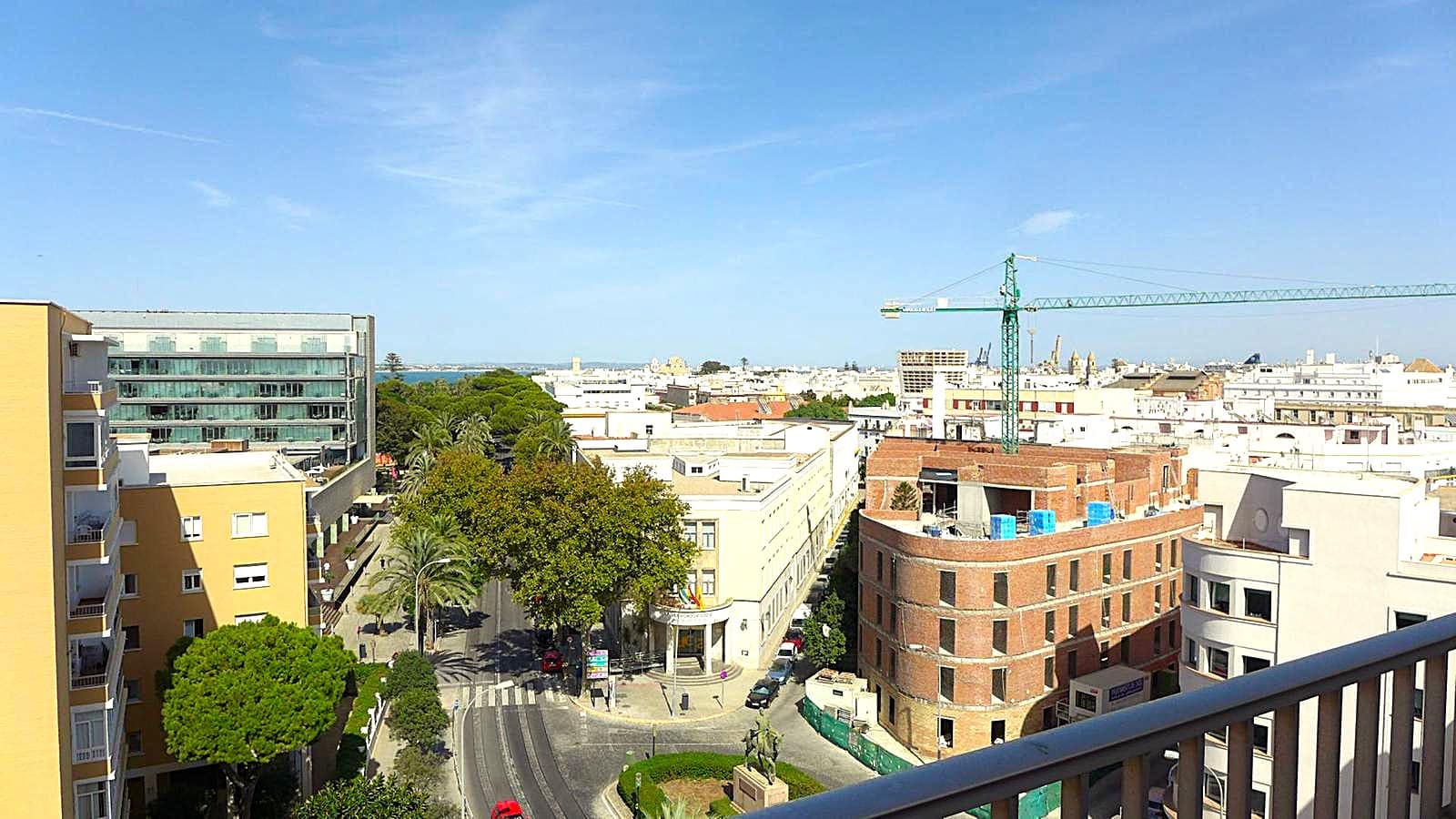 6 soverom Leilighet til salgs i Cadiz by med garasje - € 695 000 (Ref: 9950587)