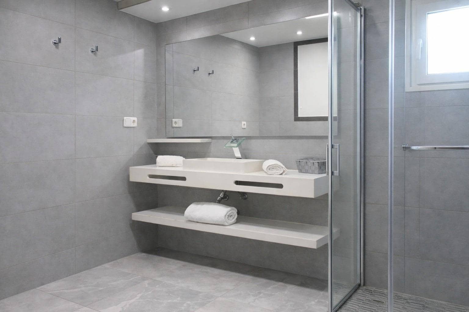 Ático de 3 habitaciones en Marbella en venta con piscina garaje - 1.095.000 € (Ref: 9991515)