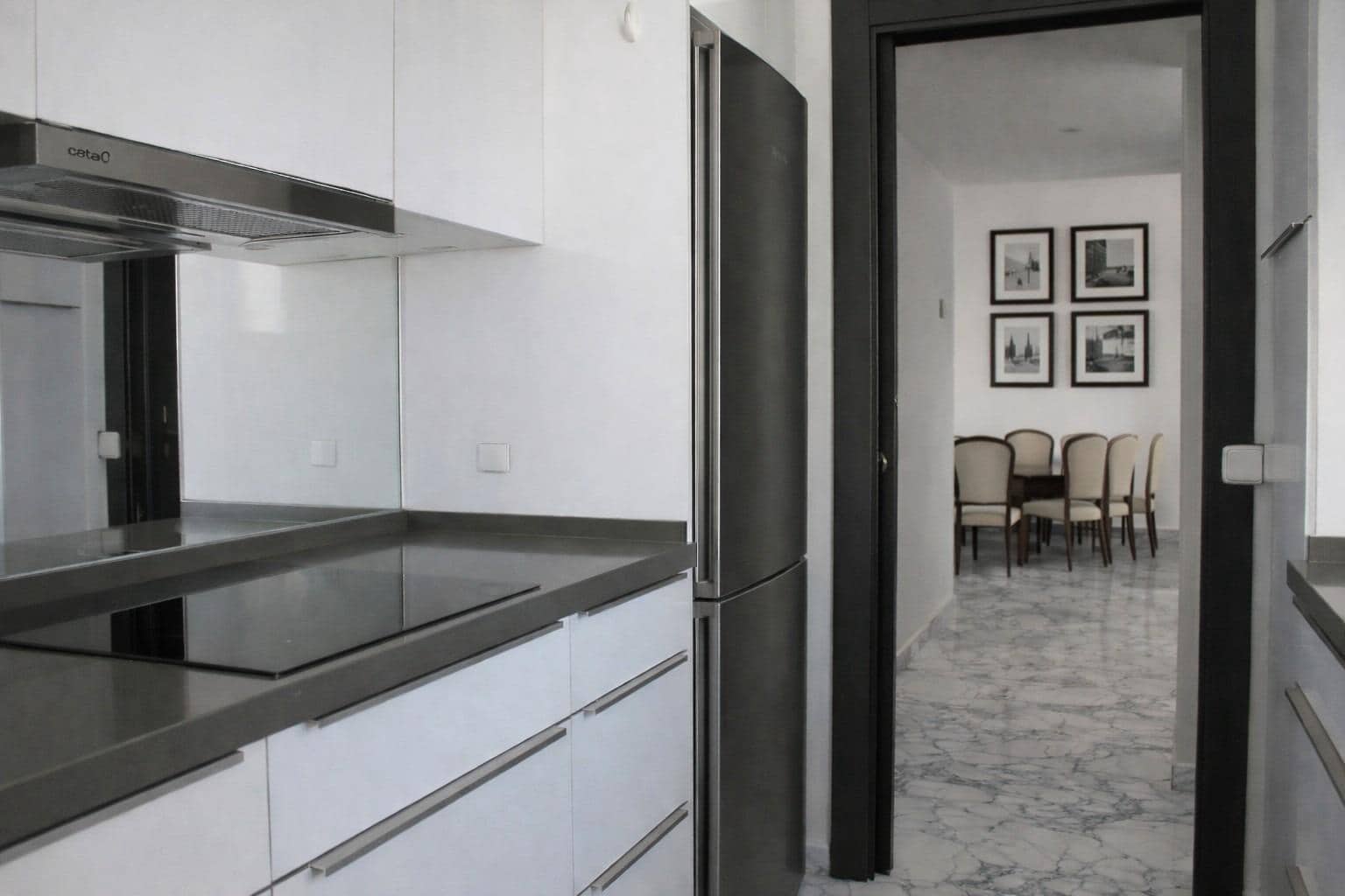 Ático de 3 habitaciones en Marbella en venta con piscina garaje - 1.095.000 € (Ref: 9991515)