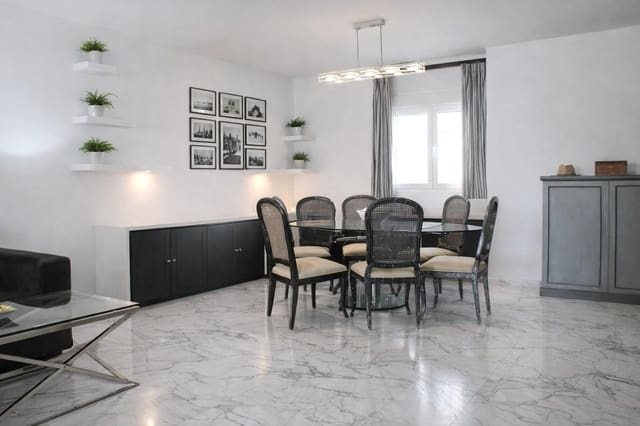 3 sypialnia Penthouse na sprzedaż w Marbella z basenem garażem - 1 095 000 € (Ref: 9991515)