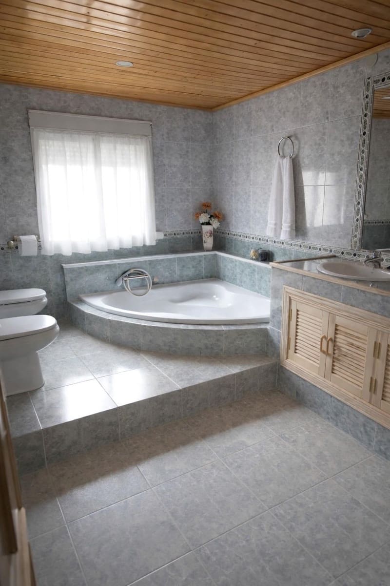 3 bedroom Townhouse for sale in Abenojar - € 99,000 (Ref: 9991517)