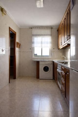 Piso de 3 habitaciones en Fuente de Cantos en venta - 85.000 € (Ref: 9991518)