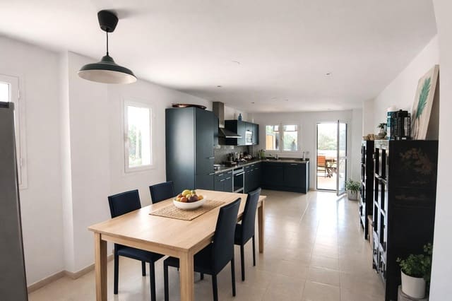 3 soverom Leilighet til salgs i San Roque med svømmebasseng garasje - € 474 000 (Ref: 9991520)