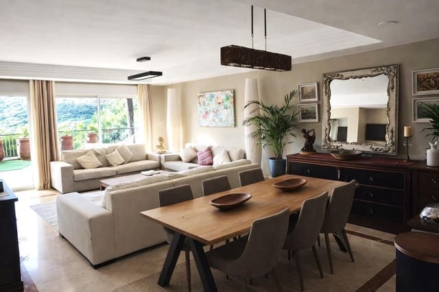3 soverom Leilighet til salgs i San Roque med svømmebasseng garasje - € 474 000 (Ref: 9991520)