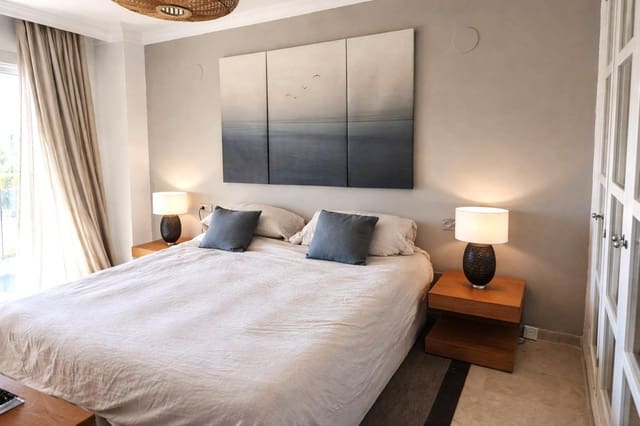3 soverom Leilighet til salgs i San Roque med svømmebasseng garasje - € 474 000 (Ref: 9991520)