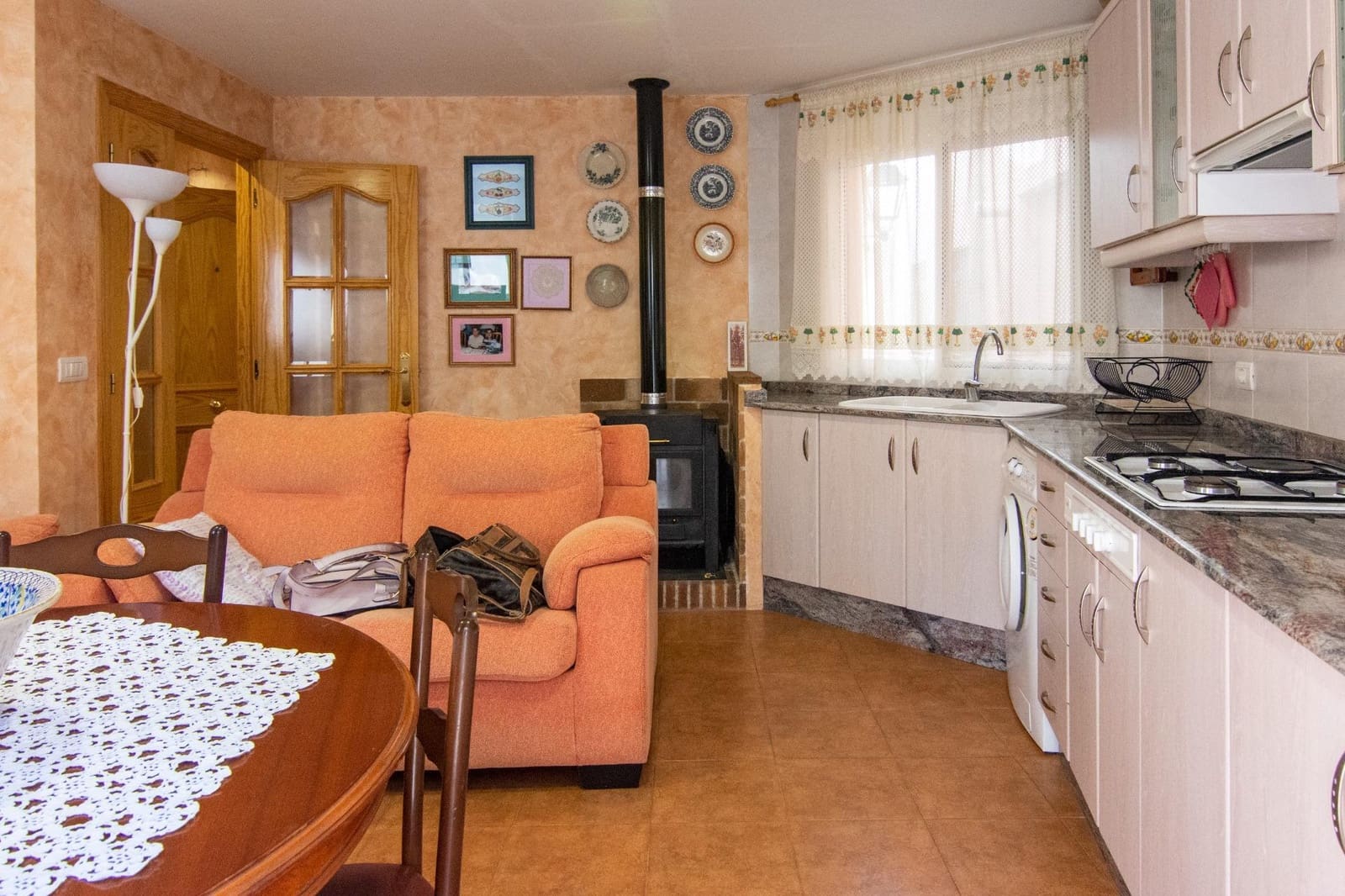 5 chambre Finca/Maison de Campagne à vendre à Fuentes de Ayodar avec garage - 151 000 € (Ref: 9991521)