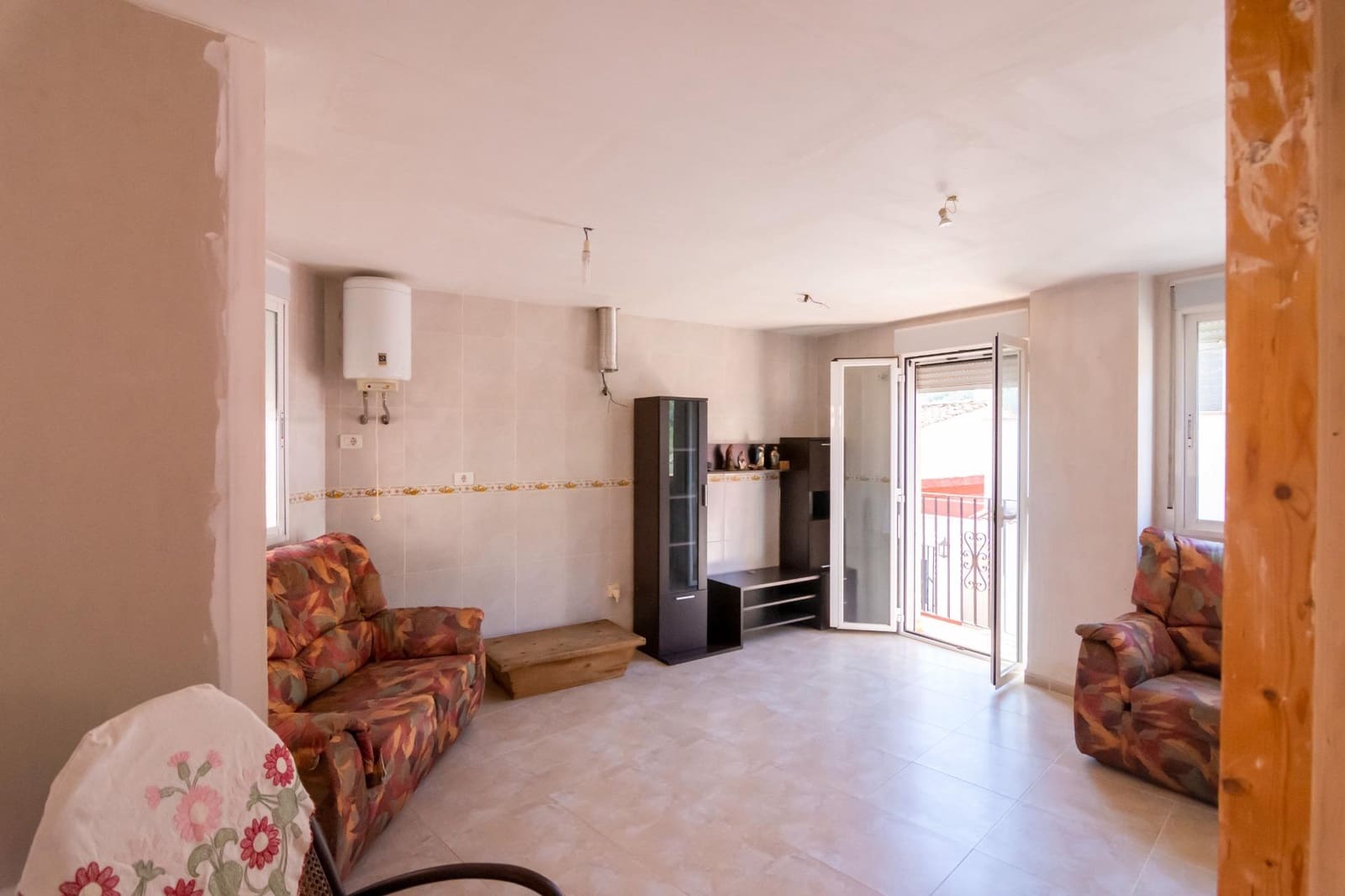5 chambre Finca/Maison de Campagne à vendre à Fuentes de Ayodar avec garage - 151 000 € (Ref: 9991521)
