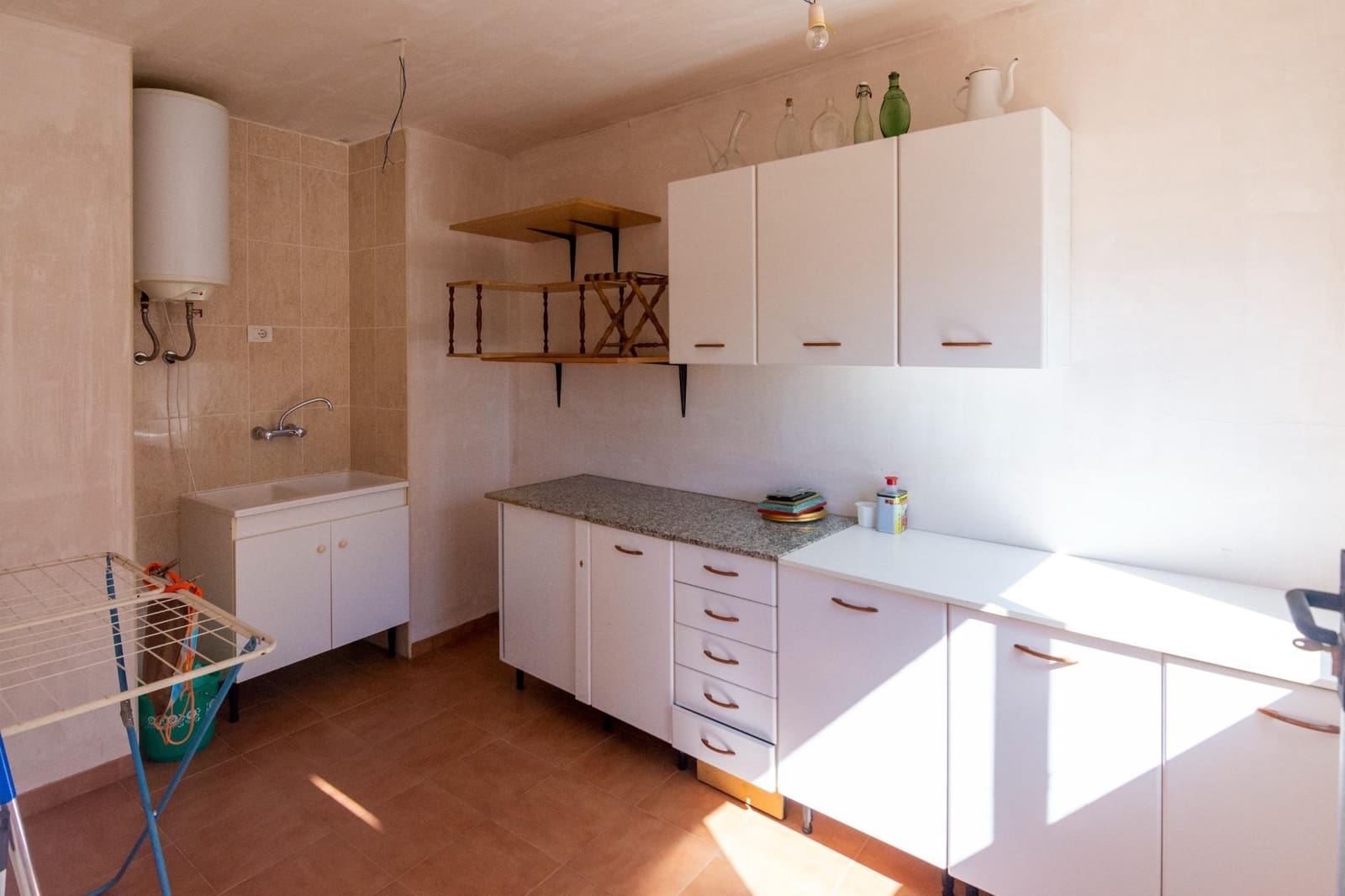 5 chambre Finca/Maison de Campagne à vendre à Fuentes de Ayodar avec garage - 151 000 € (Ref: 9991521)